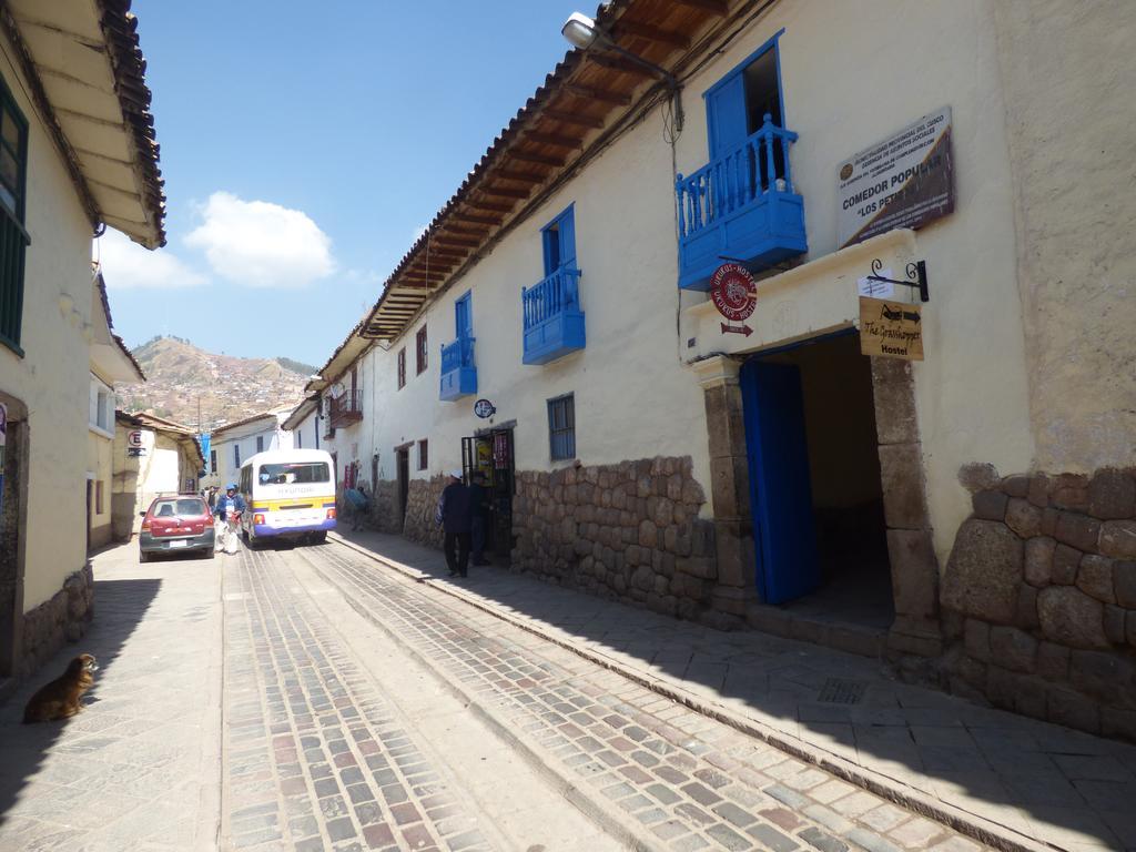 The Grasshopper Hostel Cuzco Exterior foto